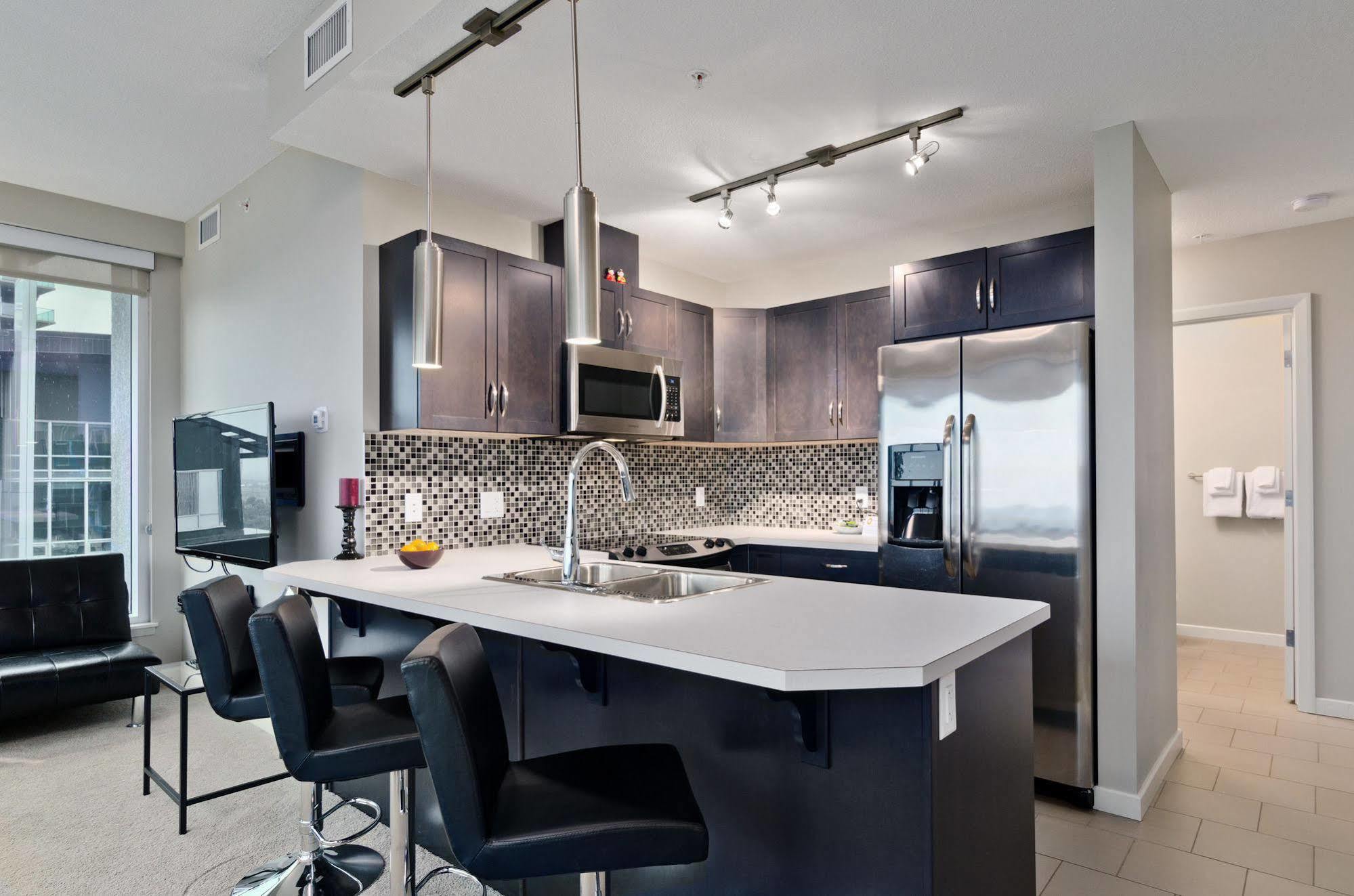 Executive Suites By Roseman - Alura YYC Esterno foto
